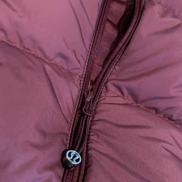 Lululemon down - Picture 6 of 9